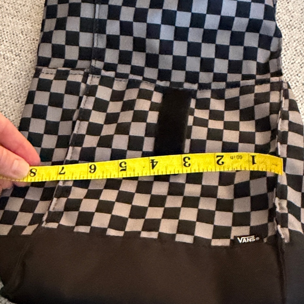 Vans Men's Black and Gray Checkered lunch bag - Picture 6 of 9